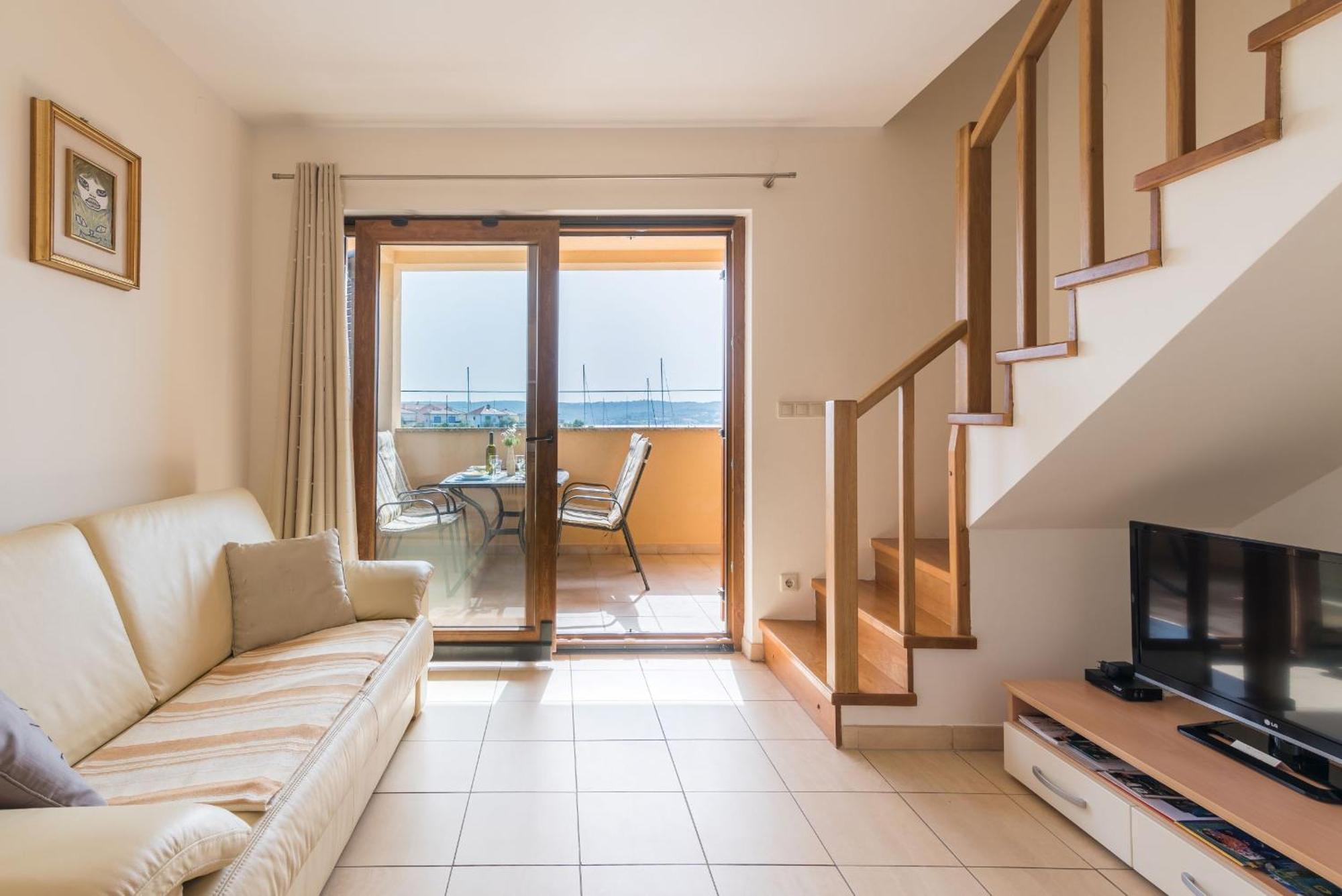 Apartments Insula Aurea Klimno Kamer foto